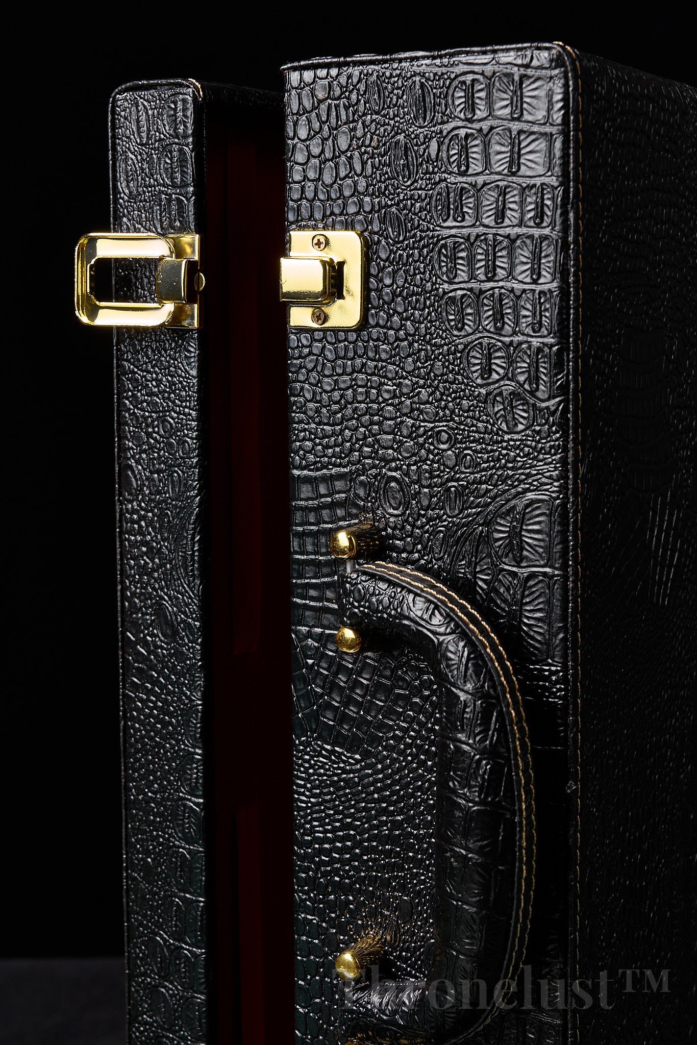 Croc-Embossed PU Leather Storage Case – Black Discreet Organizer Box