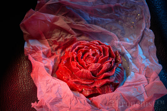 Thronelust™ Rose Ritual Candle – Flame of Desire