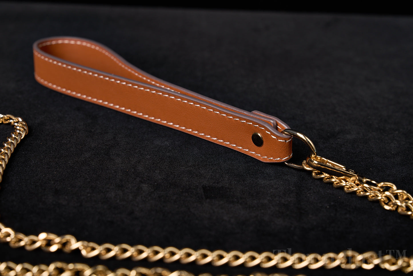 White Bowknot PU Leather Collar with Gold Leash – Adjustable BDSM Accessory