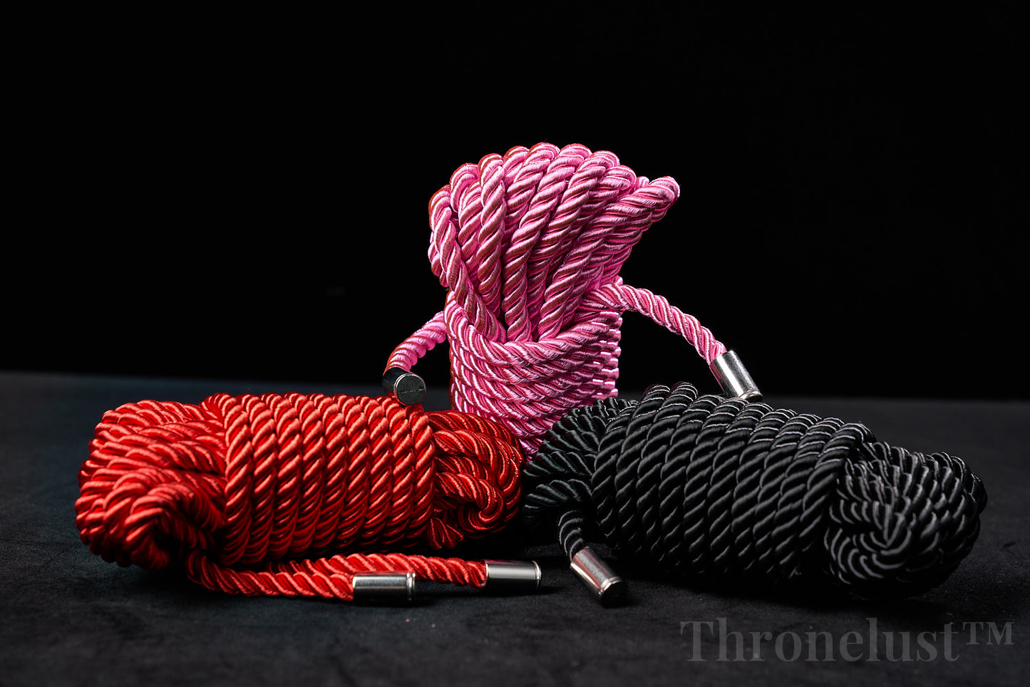 Soft Braided Bondage Rope – 5m Silk-Feel Polyester, Red/Pink/Black