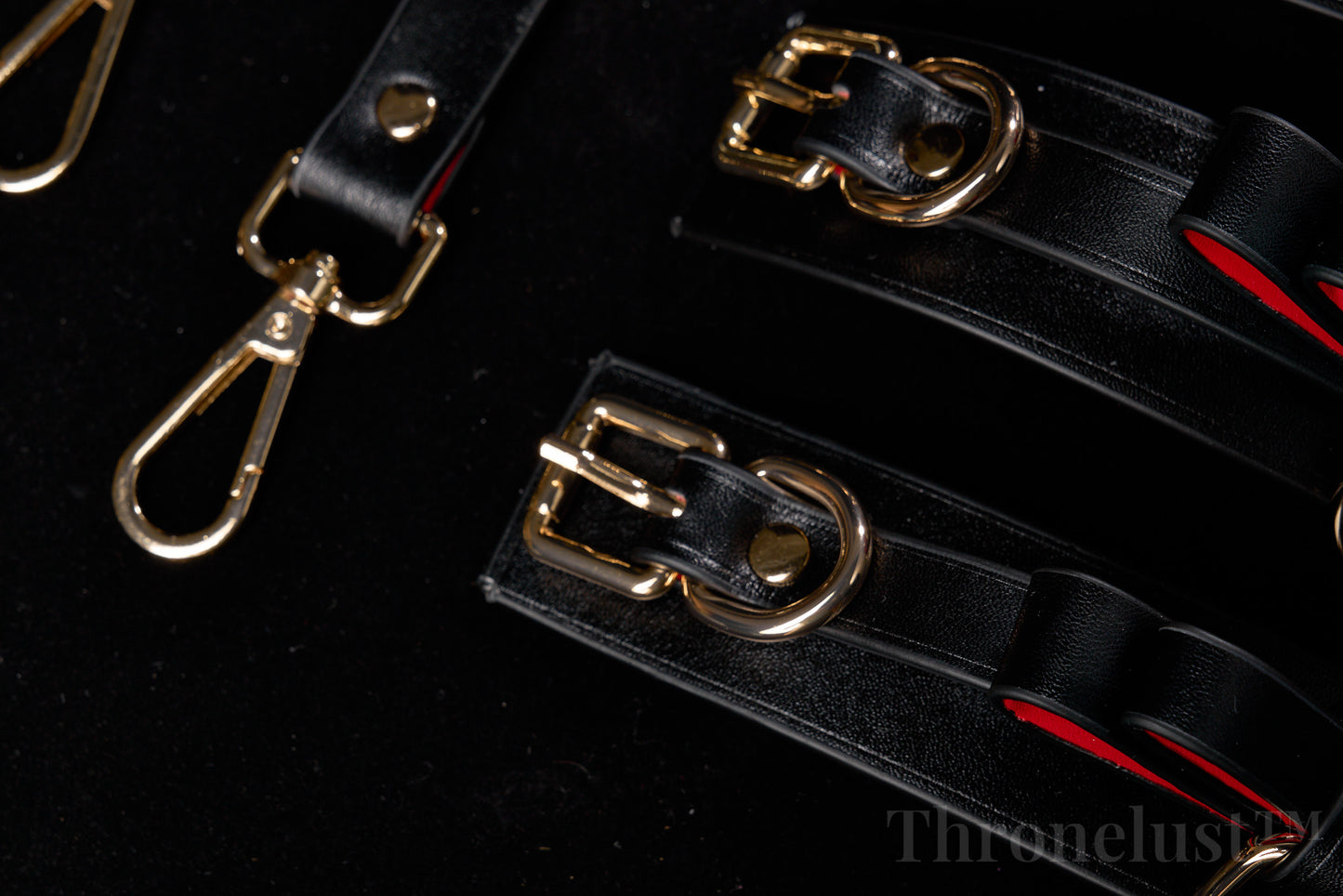 Luxury Bowknot Bondage Set – Leather Collar, Cuffs, Ankle Restraints, Leash & Eye Mask | BDSM Restraint Kit